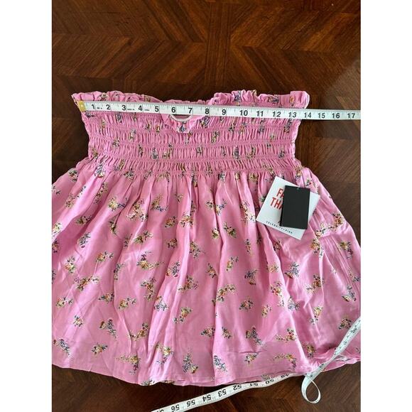 Celebrity Pink Floral Smocked Halter Top Pink Ruffle Stretch NWT XL - Picture 5 of 8